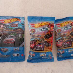 3 Hot Wheels Mystery Models 1 , 3 , 3 New Sealed